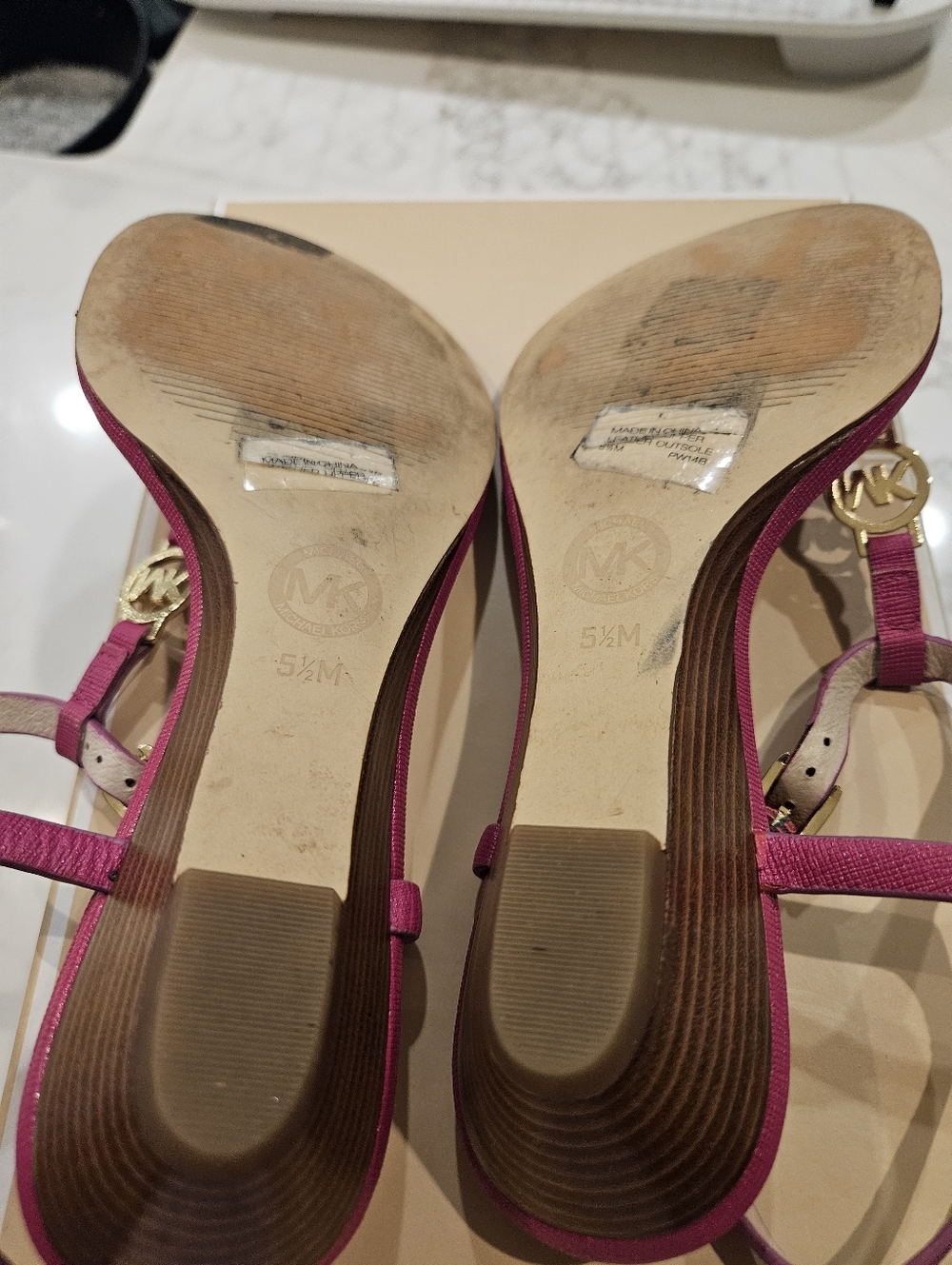 Shoes - Picture 9 of 9